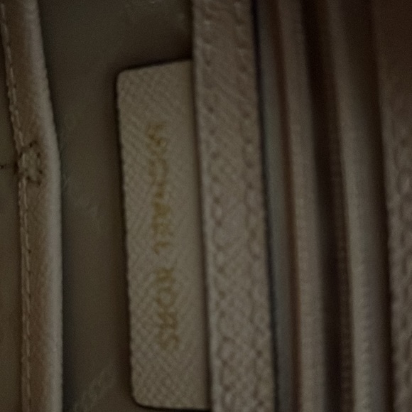 Michael Kors bag - Picture 6 of 8